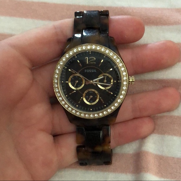 Watch - Picture 2 of 3